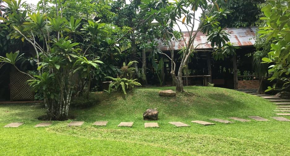 For sale 1 bed retail Space in Mueang Krabi, Krabi