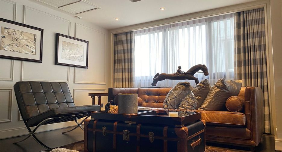 For rent 2 bedrooms condo in Sathon, Bangkok