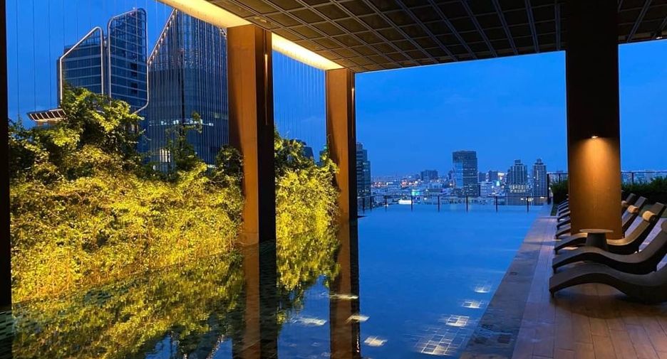 For rent and for sale 2 bedrooms condo in Watthana, Bangkok