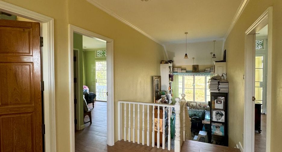 Casa en venta de 5 habitaciones en San Kamphaeng, Chiang Mai