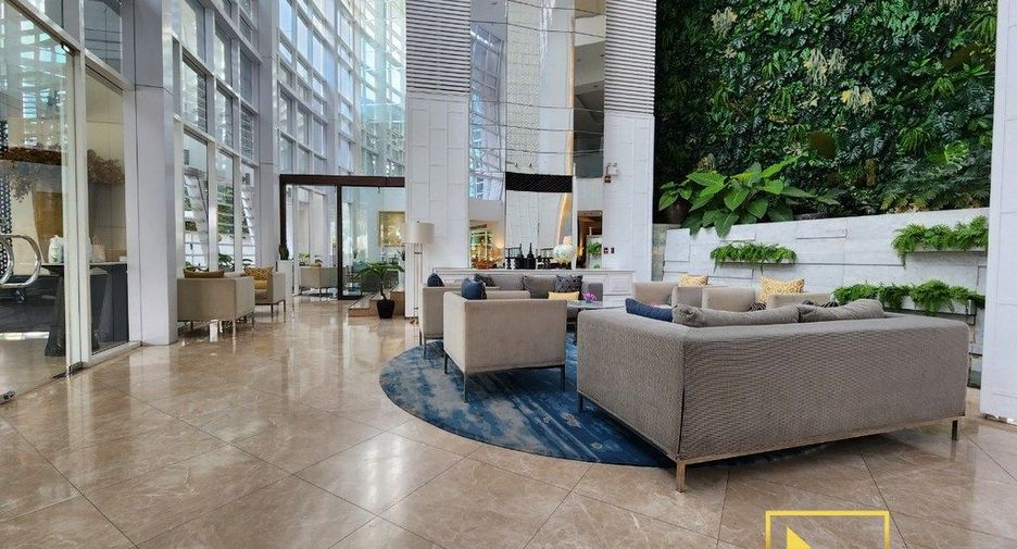 For rent 2 ベッドルーム condo in Pathum Wan, Bangkok