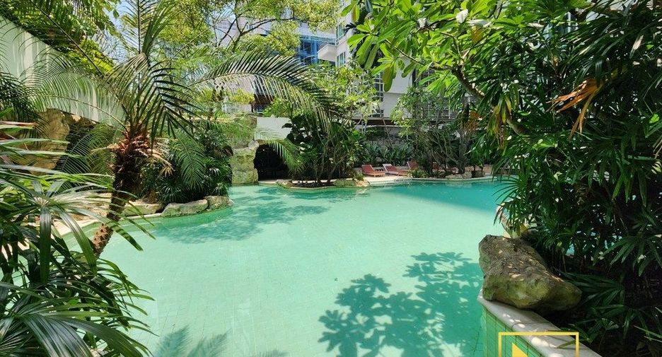 For rent 2 ベッドルーム condo in Pathum Wan, Bangkok