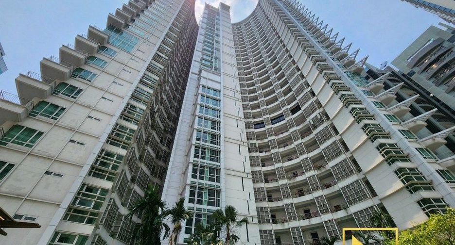 For rent 2 ベッドルーム condo in Pathum Wan, Bangkok
