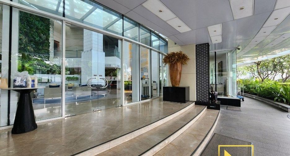For rent 2 ベッドルーム condo in Pathum Wan, Bangkok
