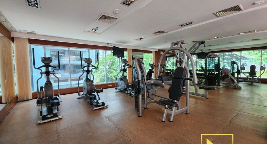 For rent 2 ベッドルーム condo in Pathum Wan, Bangkok