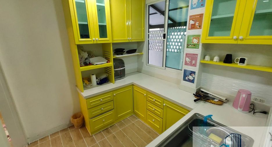 À vendre 3 chambres maison à Lam Luk Ka, Pathum Thani
