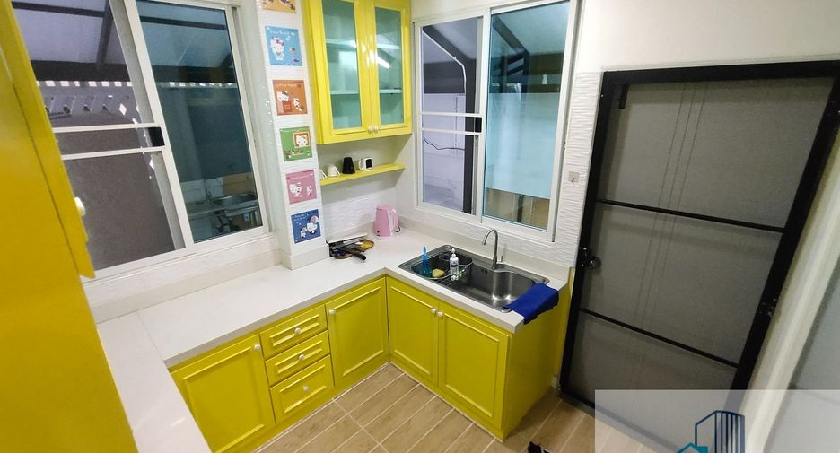 À vendre 3 chambres maison à Lam Luk Ka, Pathum Thani