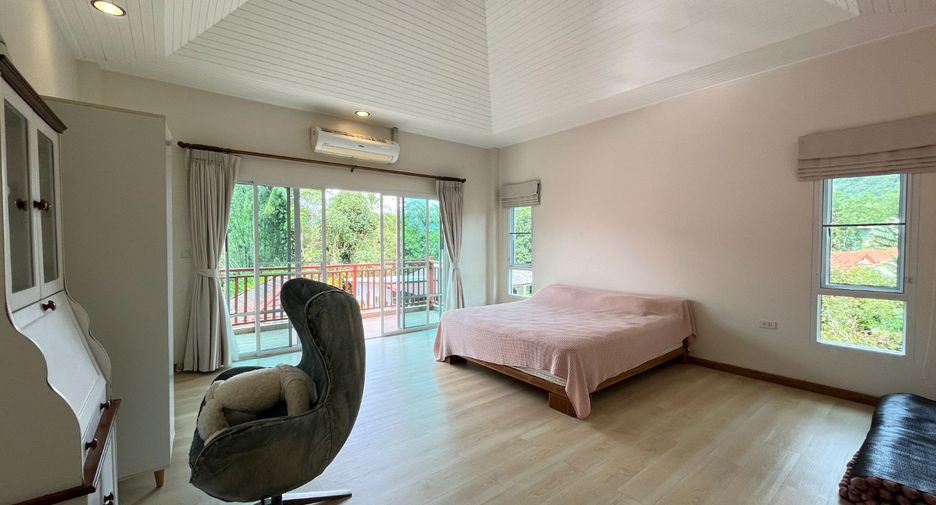 For sale 5 Beds villa in Takua Pa, Phang Nga