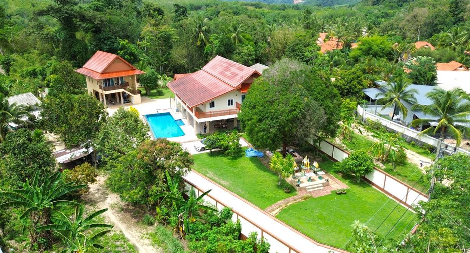 For sale 5 Beds villa in Takua Pa, Phang Nga