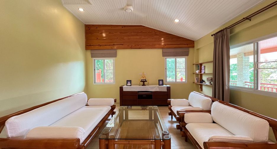 For sale 5 Beds villa in Takua Pa, Phang Nga