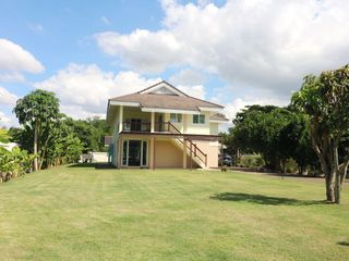 For sale 5 Beds house in Kumphawapi, Udon Thani