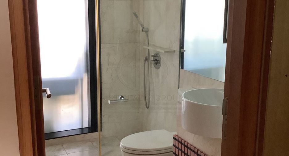 À vendre 3 chambres condo à Sathon, Bangkok