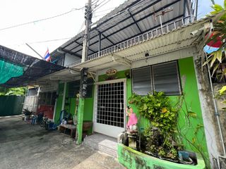For sale 9 Beds house in Khlong San, Bangkok