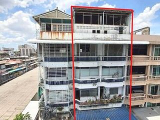For sale 6 bed retail Space in Ratchathewi, Bangkok