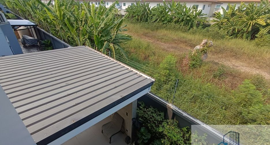 Haus zum Kauf mit 4 Zimmer in Khlong Sam Wa, Bangkok
