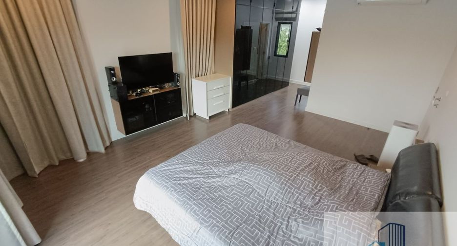 Haus zum Kauf mit 4 Zimmer in Khlong Sam Wa, Bangkok