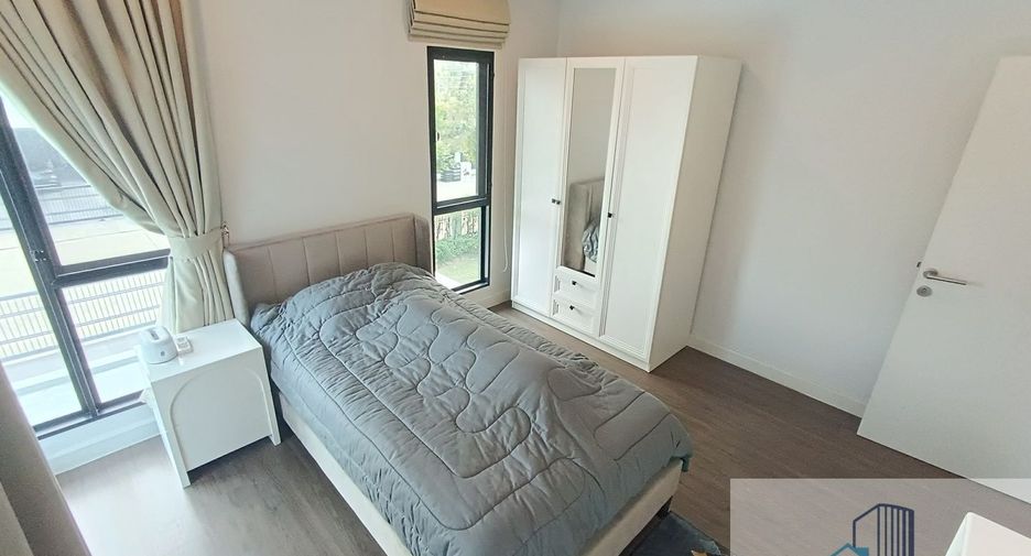 Haus zum Kauf mit 4 Zimmer in Khlong Sam Wa, Bangkok