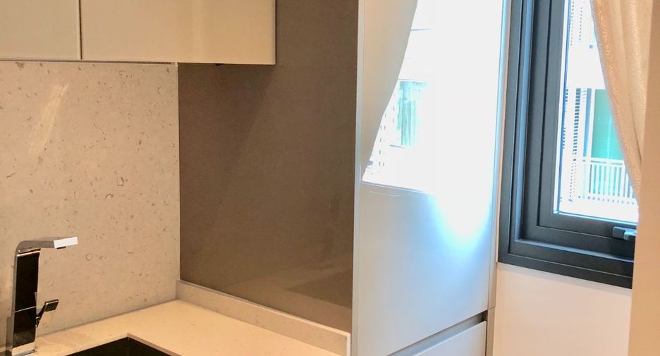 À louer et à vendre 1 chambre condo à Khlong Toei, Bangkok