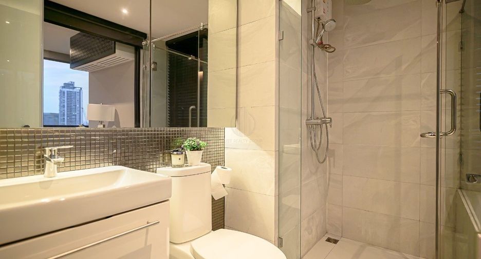 Wohnung zur Miete mit 2 Zimmer in Watthana, Bangkok