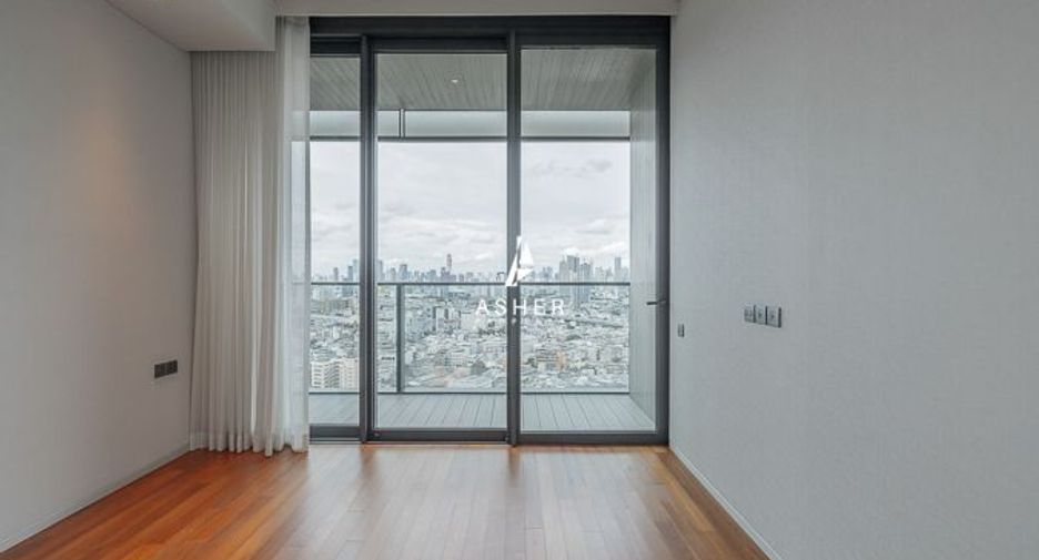 For sale 2 bed condo in Khlong San, Bangkok
