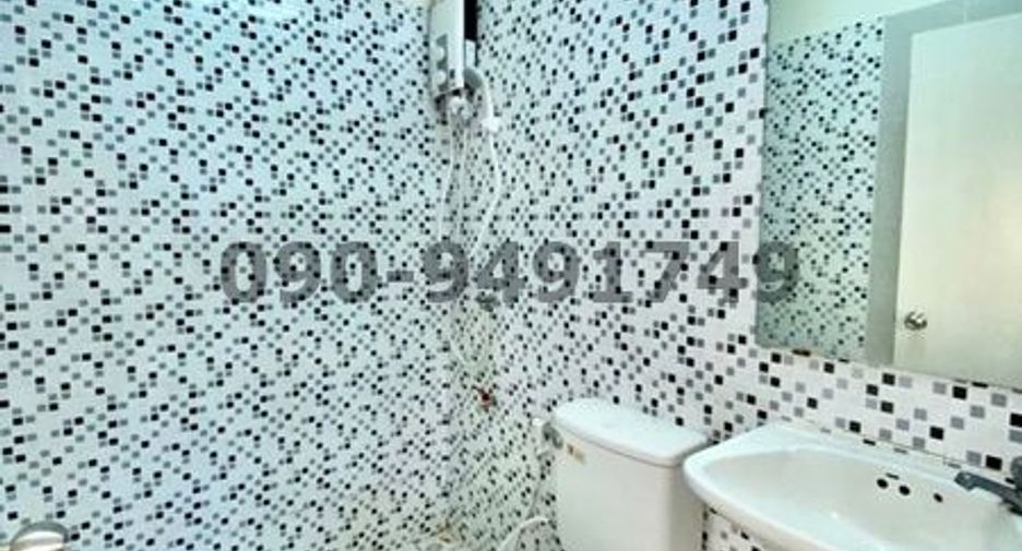 For rent 2 bedrooms townhouse in Mueang Samut Prakan, Samut Prakan