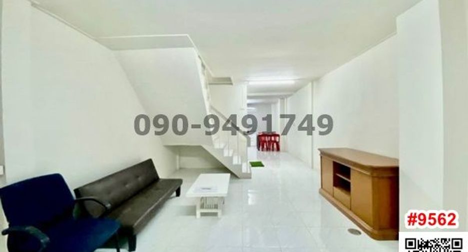 For rent 2 bedrooms townhouse in Mueang Samut Prakan, Samut Prakan