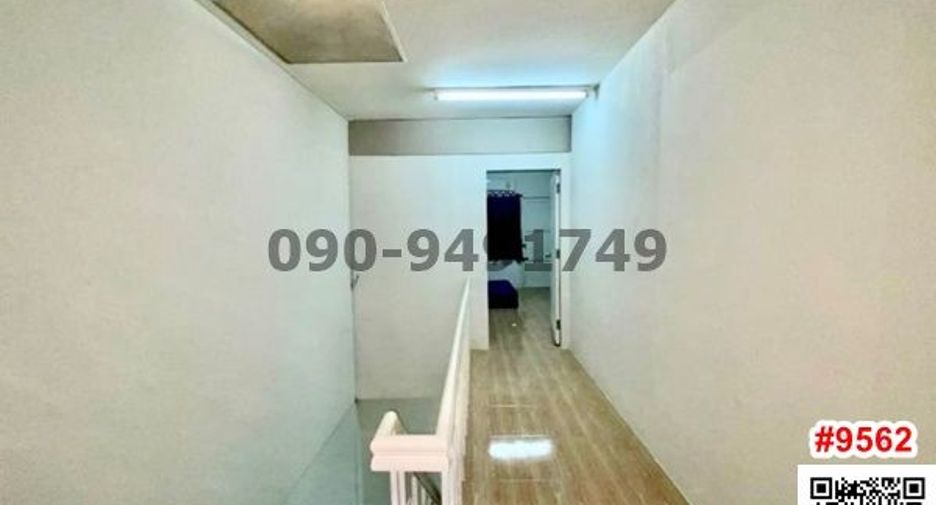 For rent 2 bedrooms townhouse in Mueang Samut Prakan, Samut Prakan