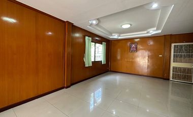 出售 3 卧室 独立屋 在 Phra Samut Chedi, Samut Prakan