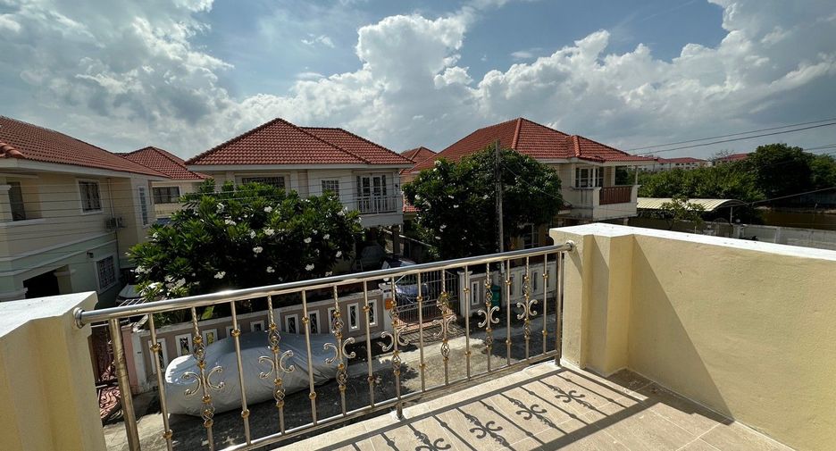 For sale 3 bedrooms house in Phra Samut Chedi, Samut Prakan