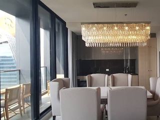 À louer 3 chambres condo à Pathum Wan, Bangkok