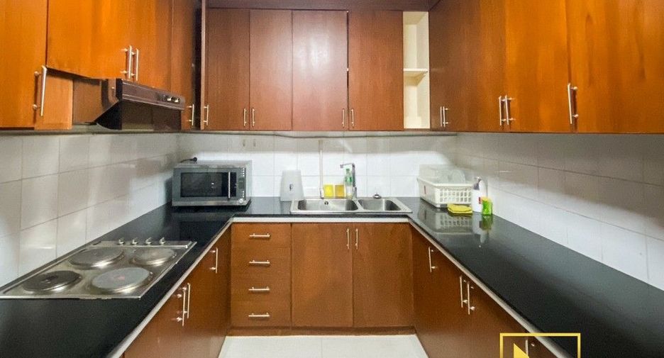 Wohnung zur Miete mit 2 Zimmer in Pathum Wan, Bangkok