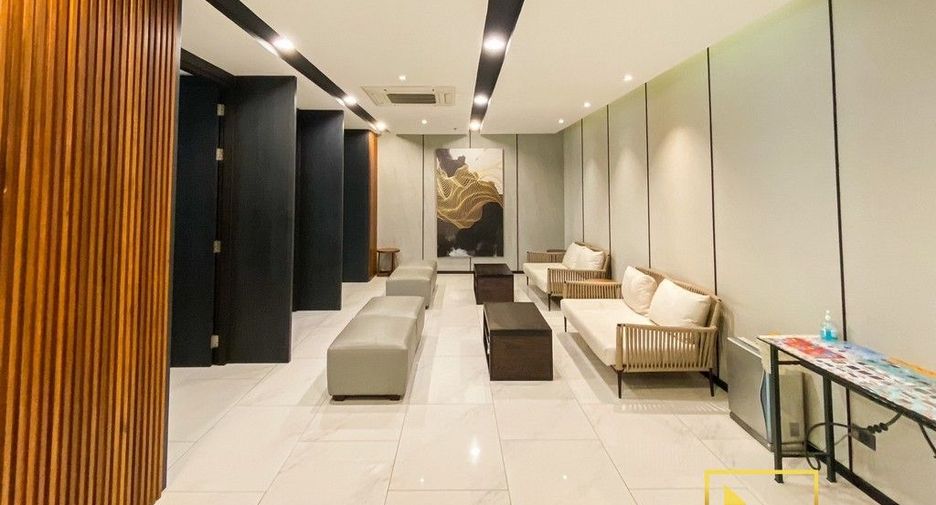Wohnung zur Miete mit 2 Zimmer in Pathum Wan, Bangkok