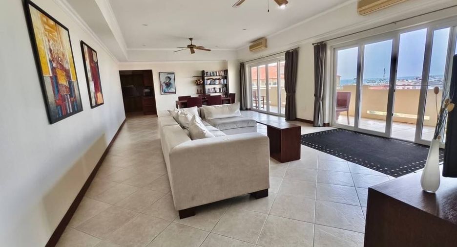 For sale 2 bedrooms condo in Jomtien, Pattaya