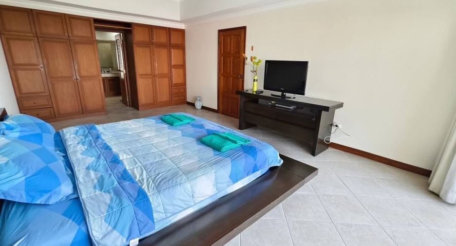 For sale 2 bedrooms condo in Jomtien, Pattaya
