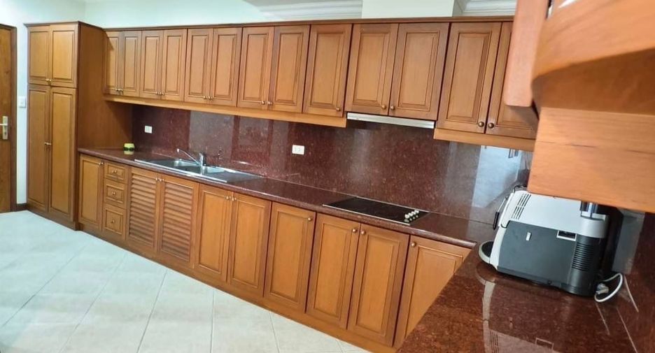 For sale 2 bedrooms condo in Jomtien, Pattaya