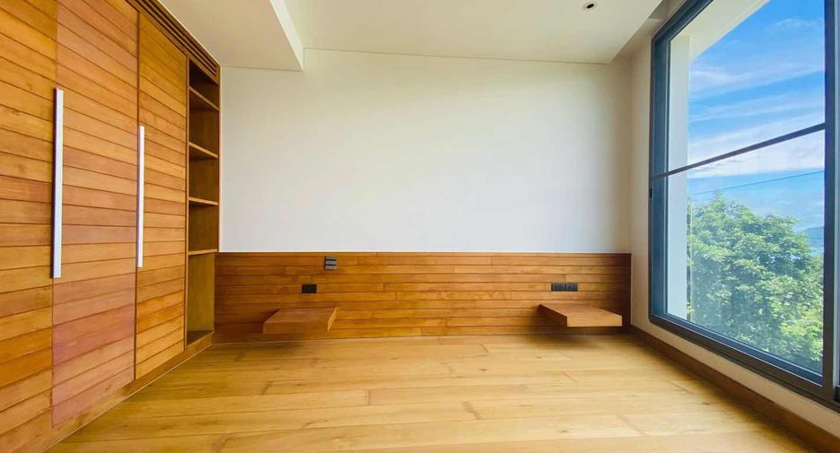 For sale 5 bedrooms condo in Kathu, Phuket