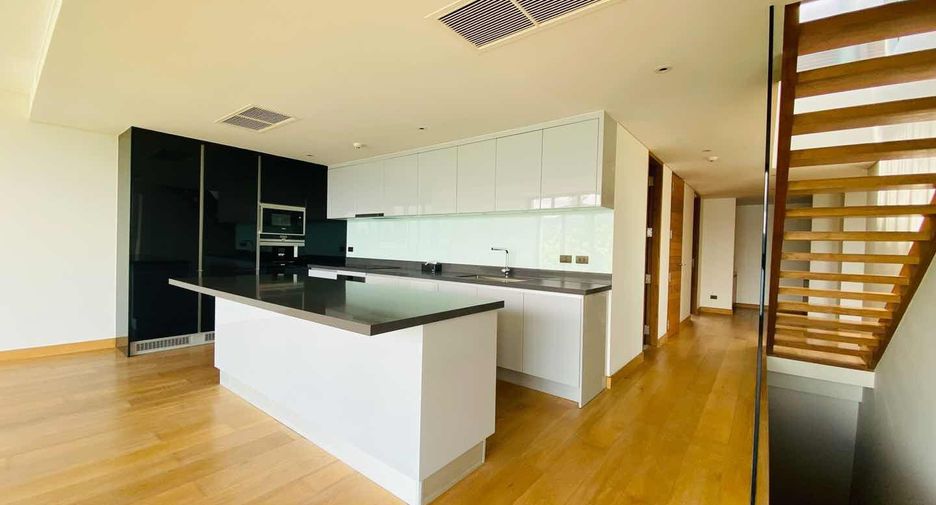 For sale 5 bedrooms condo in Kathu, Phuket