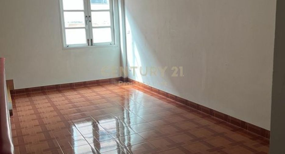 Gewerbefläche zum Kauf mit 3 Zimmer in Bang Kruai, Nonthaburi