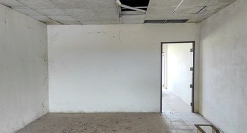 For sale retail Space in Mueang Yasothon, Yasothon
