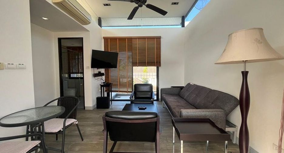For rent 3 bedrooms townhouse in Thalang, Phuket
