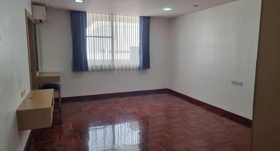 Serviced Apartment zur Miete mit 3 Zimmer in Khlong Toei, Bangkok
