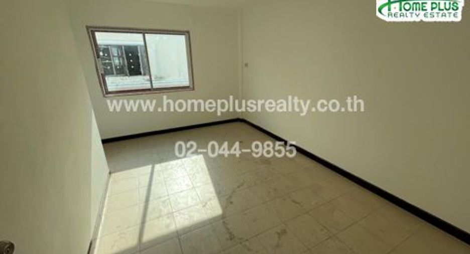 For sale 2 bedrooms townhouse in Khlong Sam Wa, Bangkok