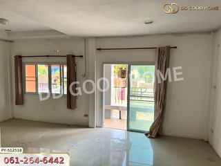 For sale 3 bed townhouse in Mueang Nongbua Lamphu, Nong Bua Lamphu