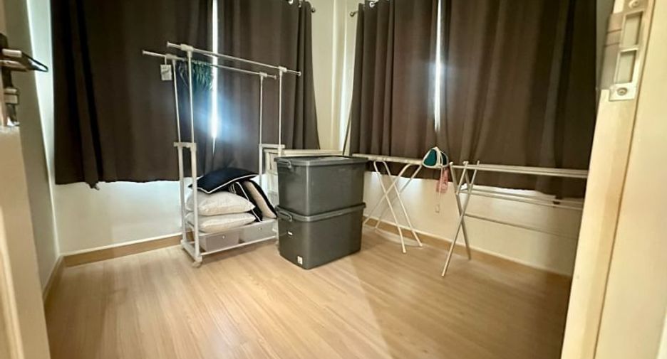 For rent 3 bedrooms house in Si Racha, Chonburi