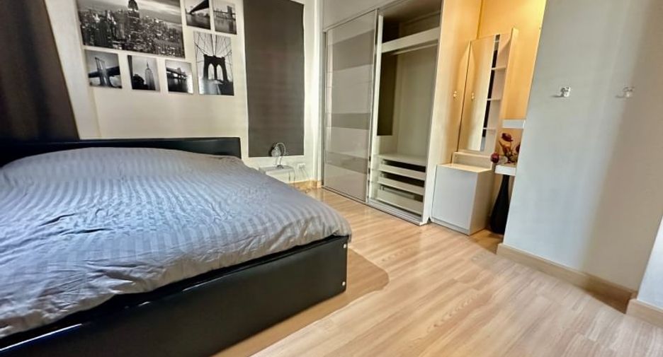 For rent 3 bedrooms house in Si Racha, Chonburi