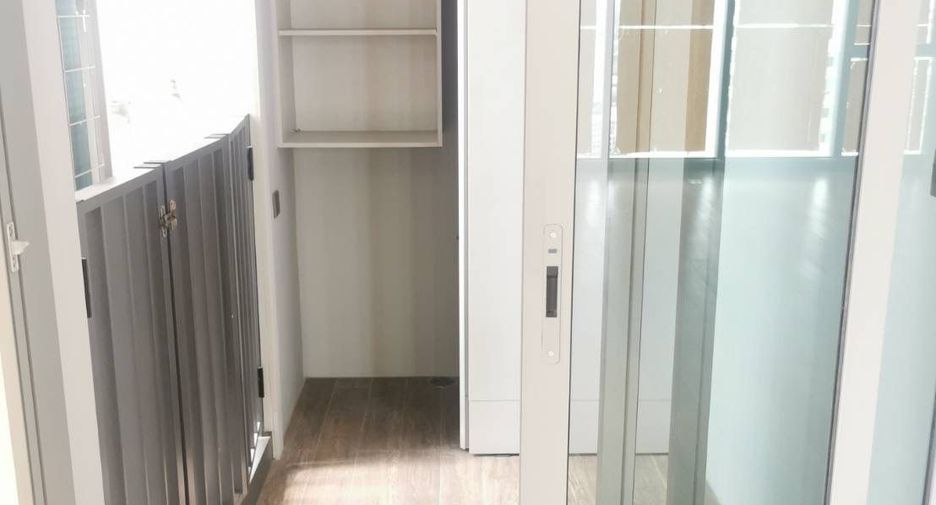 Продажа 2 спальни кондо в Кхлонг Тоеи, Бангкок