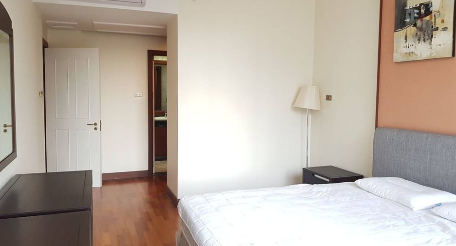 Wohnung zur Miete mit 2 Zimmer in Pathum Wan, Bangkok