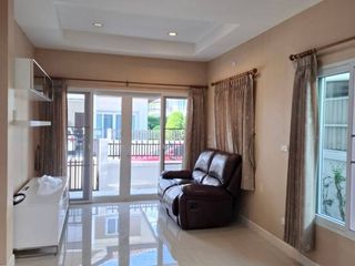 Casa en alquiler de 3 habitaciones en Mueang Chiang Mai, Chiang Mai