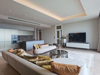 For rent and for sale 3 bed condo in Khlong San, Bangkok