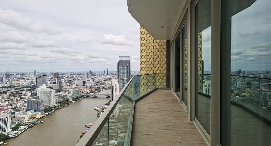 For rent そして for sale 3 ベッドルーム condo in Khlong San, Bangkok